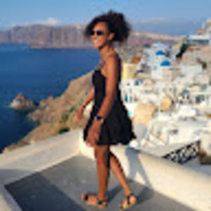 Meet your Posher, Stephanie